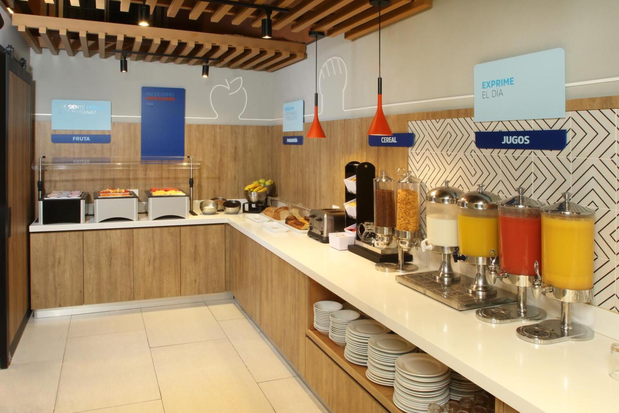 Holiday Inn Express Torreon By Ihg Εξωτερικό φωτογραφία