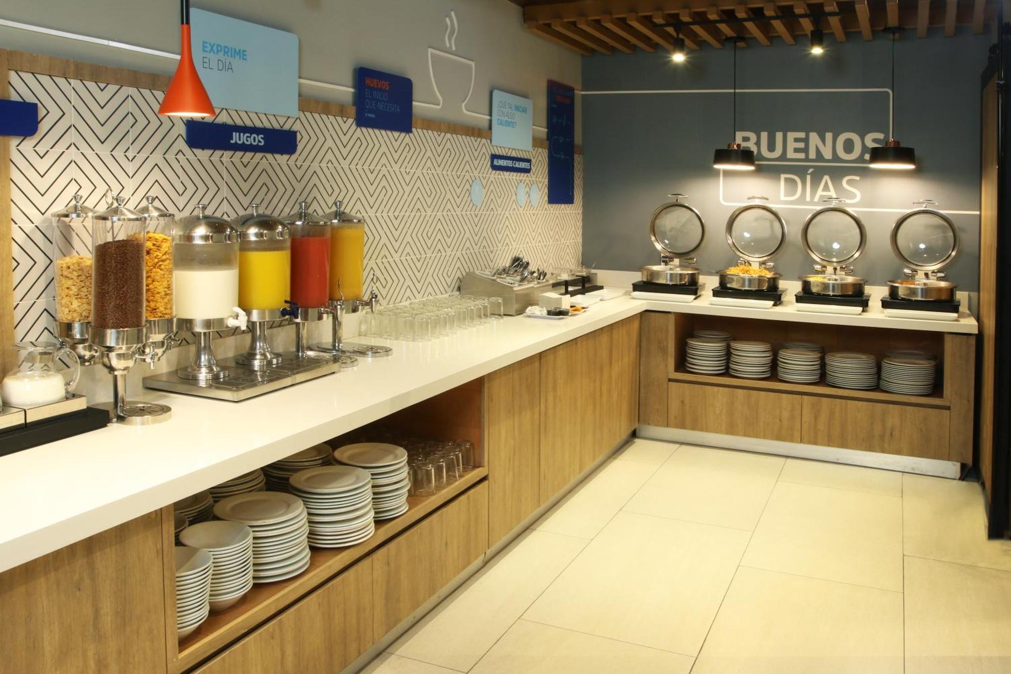 Holiday Inn Express Torreon By Ihg Εξωτερικό φωτογραφία