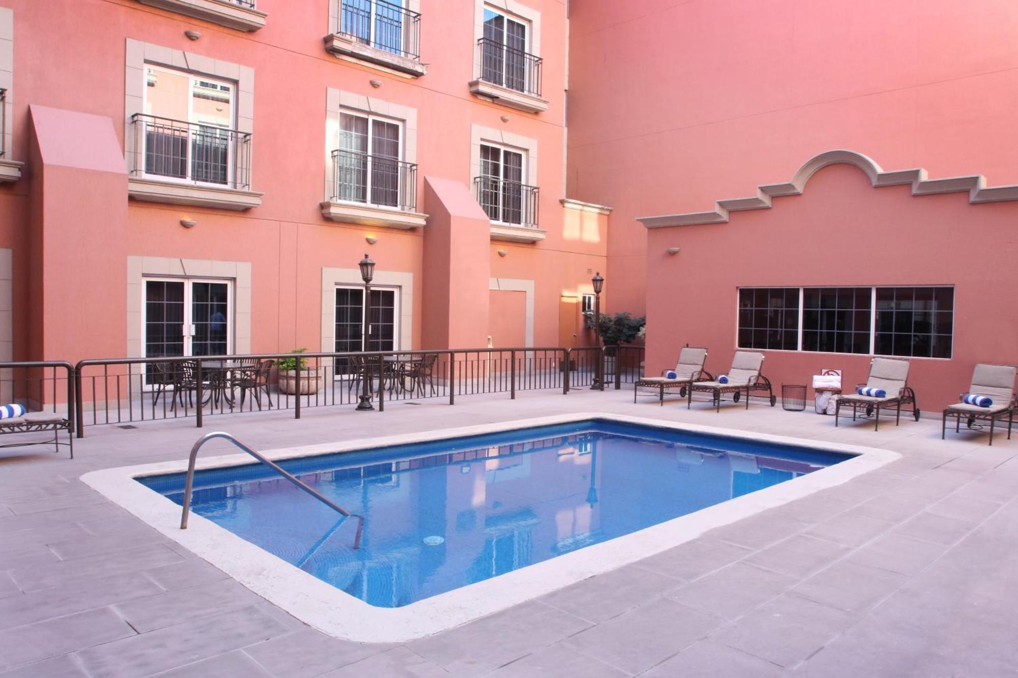 Holiday Inn Express Torreon By Ihg Εξωτερικό φωτογραφία