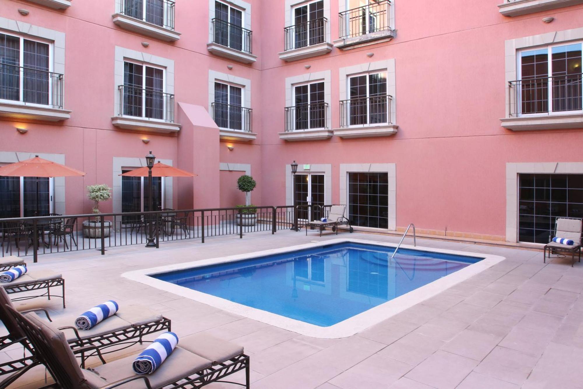 Holiday Inn Express Torreon By Ihg Εξωτερικό φωτογραφία
